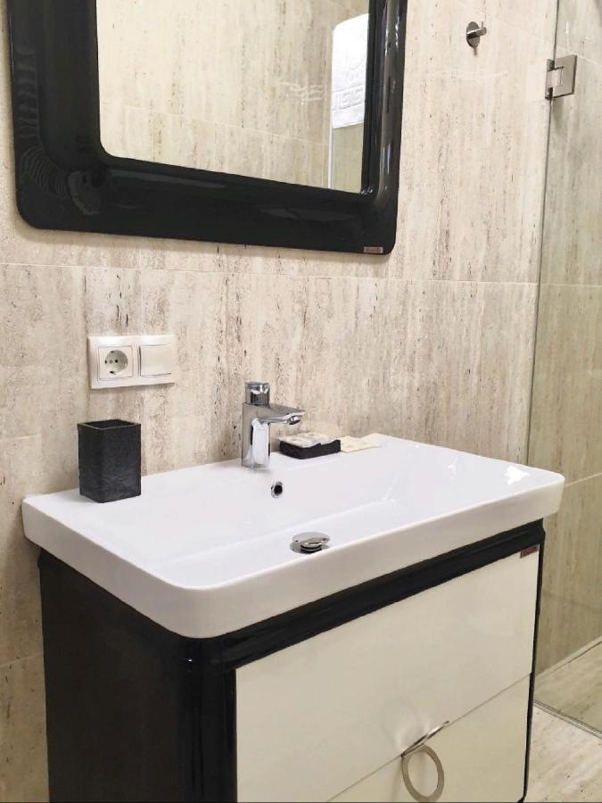Sweethome 2 Free Parking Uzhhorod
